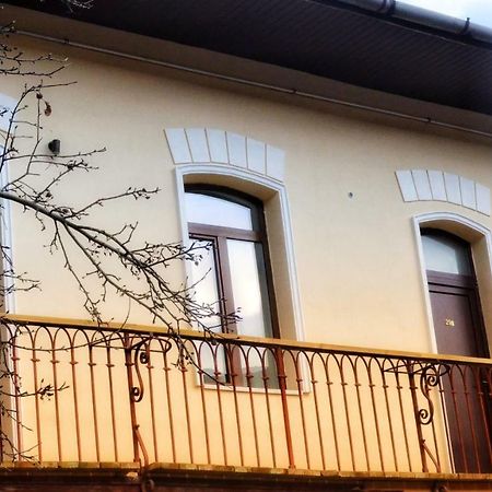 Lovelystay Oldtown Studio Brasov Exterior photo