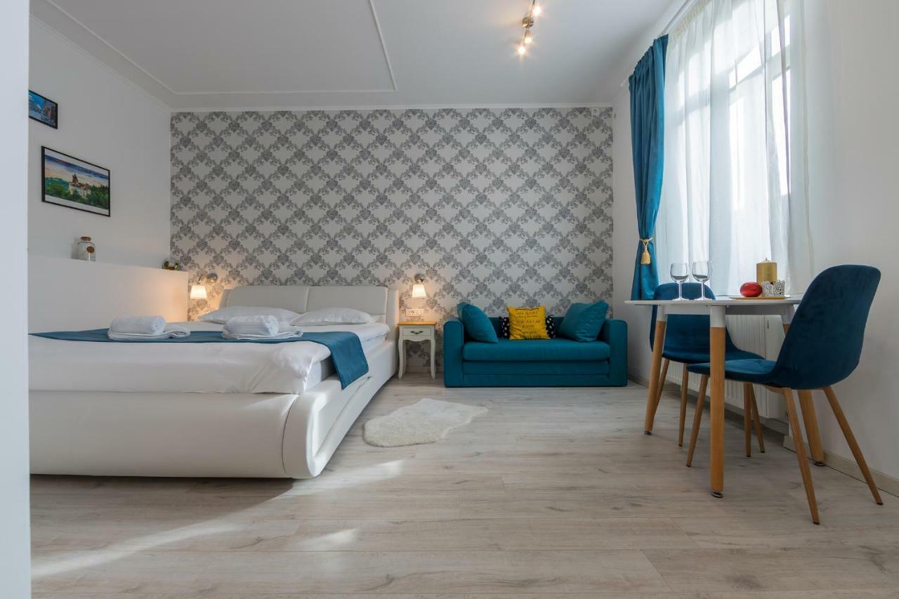 Lovelystay Oldtown Studio Brasov Exterior photo