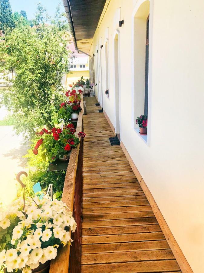 Lovelystay Oldtown Studio Brasov Exterior photo